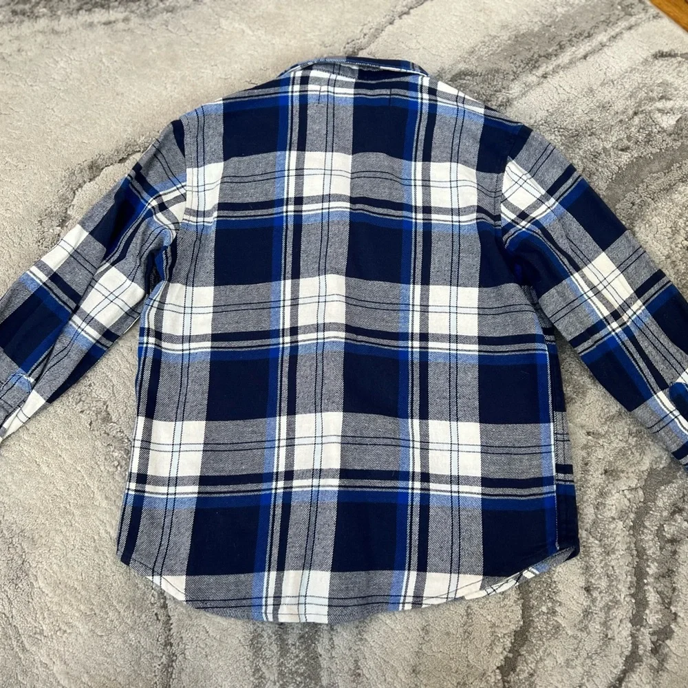 Old Navy Flannel shirt boys sz S (6-7)